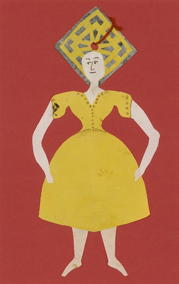 H.C. Andersen-klip: Dame med gul kjole og hat på rød bund. Juletræspynt (Collageklip)